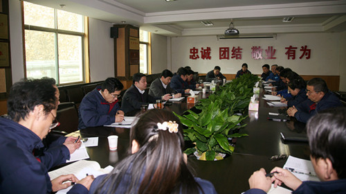 西安煤機公司開展“假如沒有陜煤化集團強大支持，重裝集團怎么辦”大討論活動