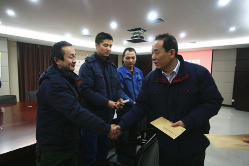 公司召開困難職工代表座談會(huì)